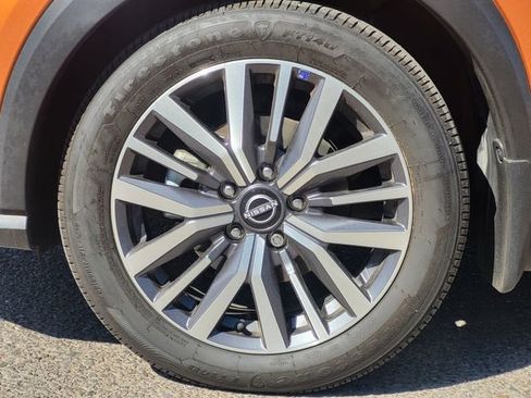 Certified 2023 Nissan Kicks SV FWD image 7