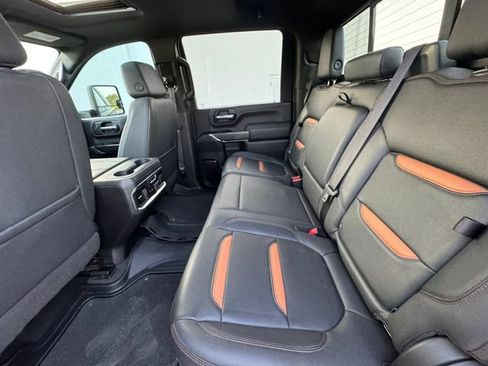 Used 2023 GMC Sierra 2500 AT4 w/ AT4 Premium Plus Package AWD/4WD image 29