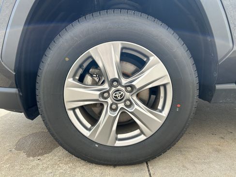 Certified 2024 Toyota RAV4 XLE AWD/4WD image 11
