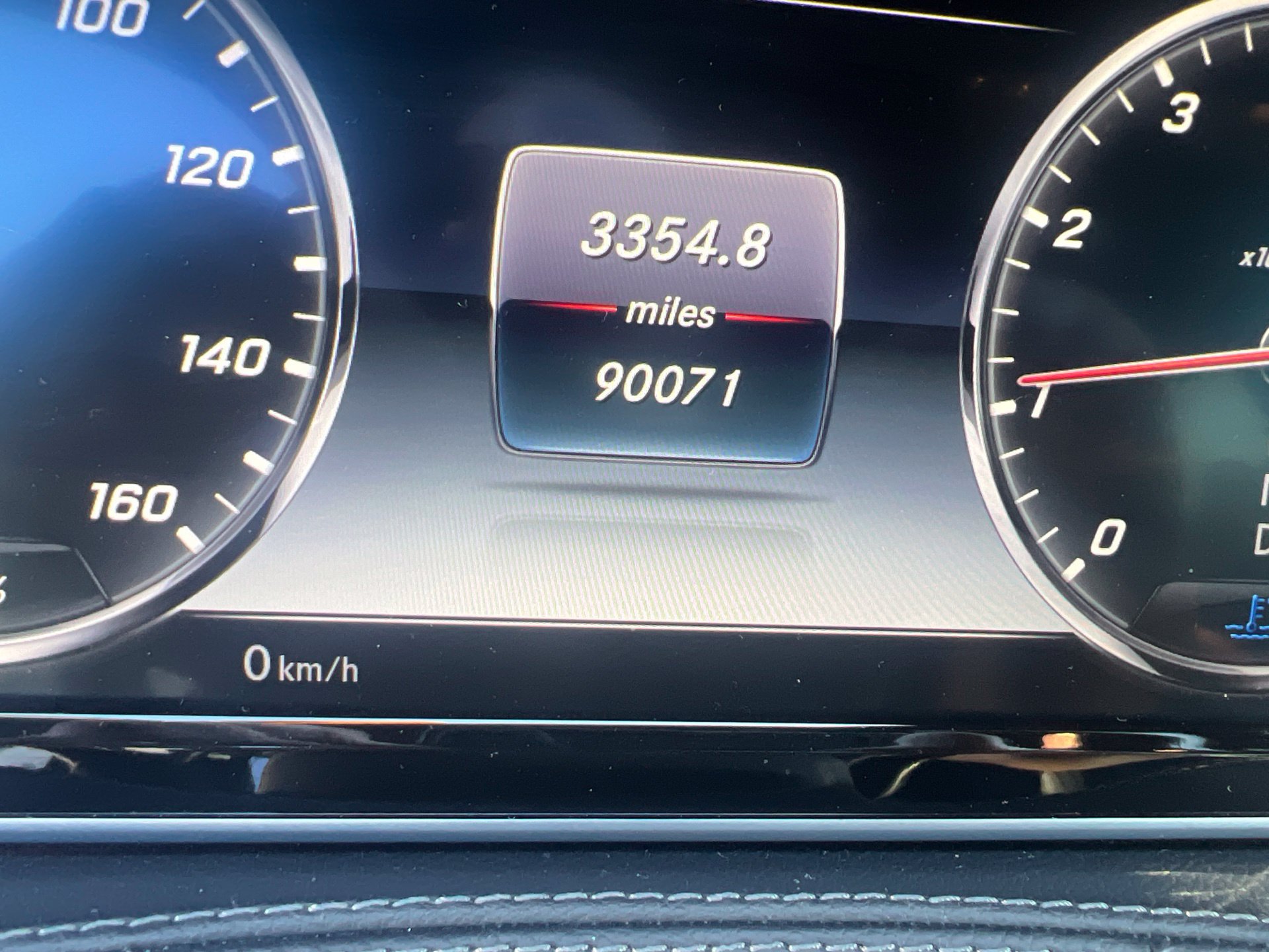 Used 2017 Mercedes-Benz S 550 Sedan w/ Premium Package image 17