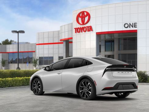 New 2026 Toyota Prius Plug-In Hybrid FWD image 39