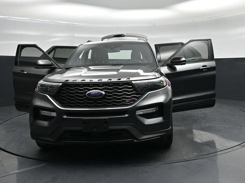Used 2020 Ford Explorer ST w/ Premium Technology Package AWD/4WD image 34