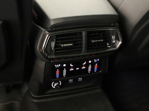 Used 2023 Lamborghini Urus S AWD/4WD image 22