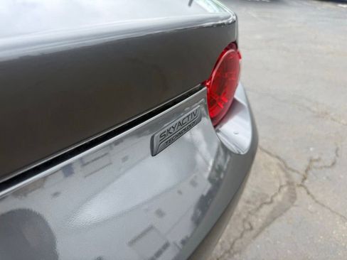 Used 2019 MAZDA MX-5 Miata RF Grand Touring RWD image 49