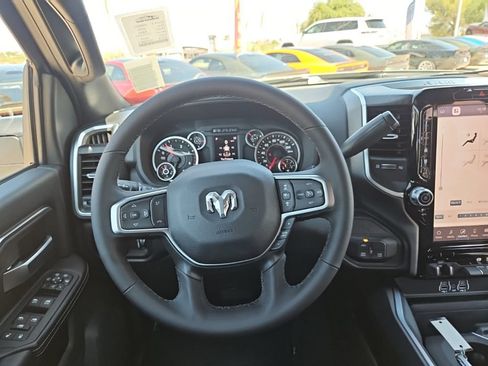 New 2026 RAM 2500 Big Horn AWD/4WD image 28