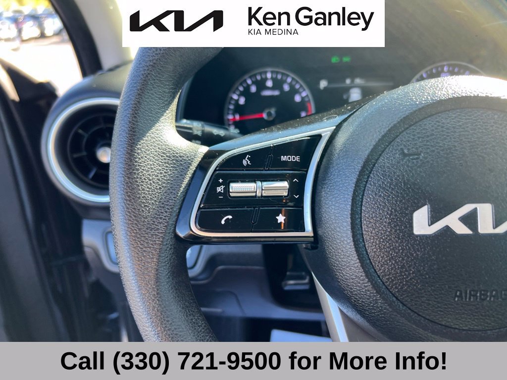 Certified 2022 Kia Forte LXS FWD image 29