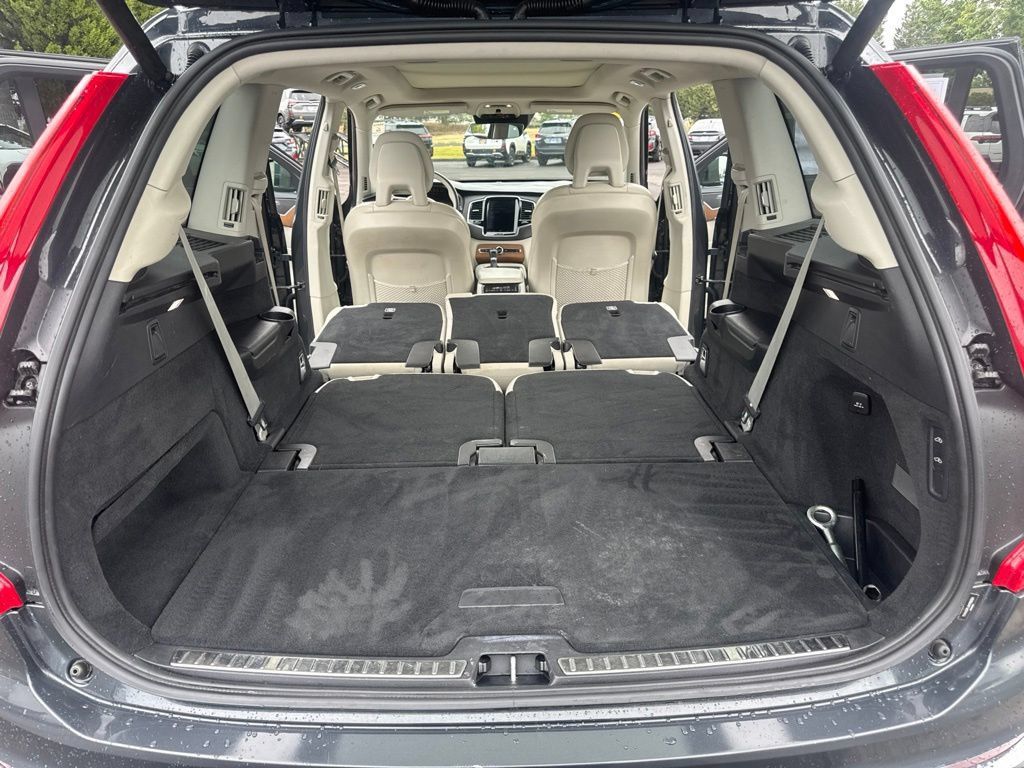 Used 2017 Volvo XC90 T6 Inscription w/ Vision Package AWD/4WD image 17