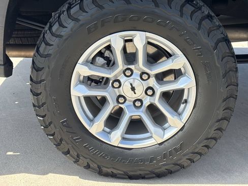 Used 2023 Chevrolet Silverado 1500 RST w/ Convenience Package II AWD/4WD image 7