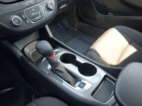 Used 2024 Chevrolet Malibu RS image 33