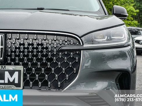 Used 2025 Lincoln Aviator Reserve w/ Illumination Package AWD/4WD image 11