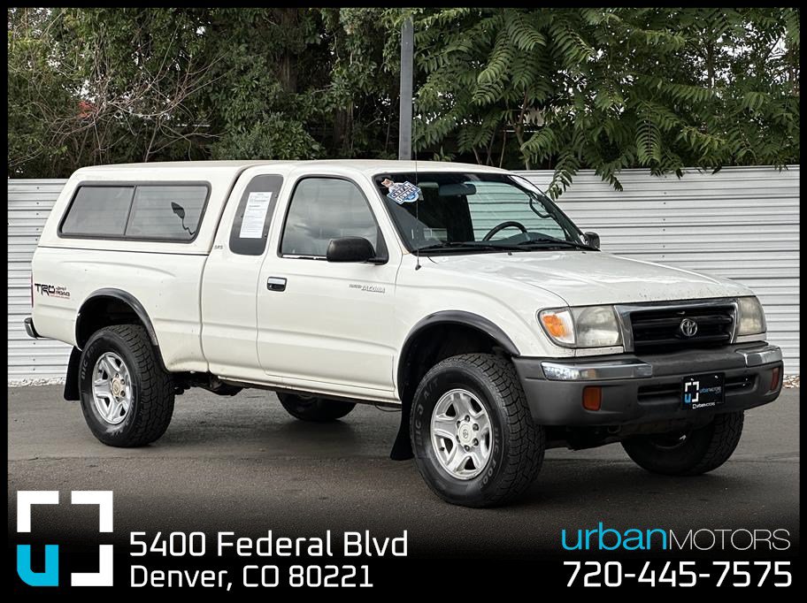 Used 1999 Toyota Tacoma 4x4 Xtracab V6 w/ SR5 Pkg image 1