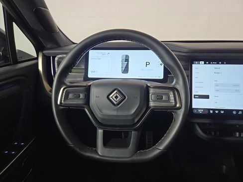 Used 2023 Rivian R1S Adventure AWD/4WD image 28