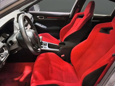 Used 2024 Honda Civic Type R image 16