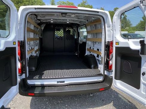 Used 2025 Ford Transit 250 Low Roof w/ Exterior Upgrade Package RWD image 5