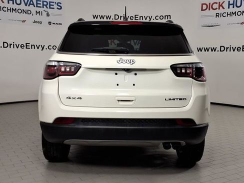 Used 2019 Jeep Compass Limited AWD/4WD image 5