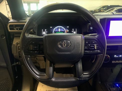Used 2024 Toyota Tacoma 2WD Double Cab image 26