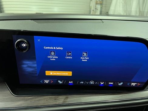 Used 2025 Chevrolet Tahoe Z71 image 38