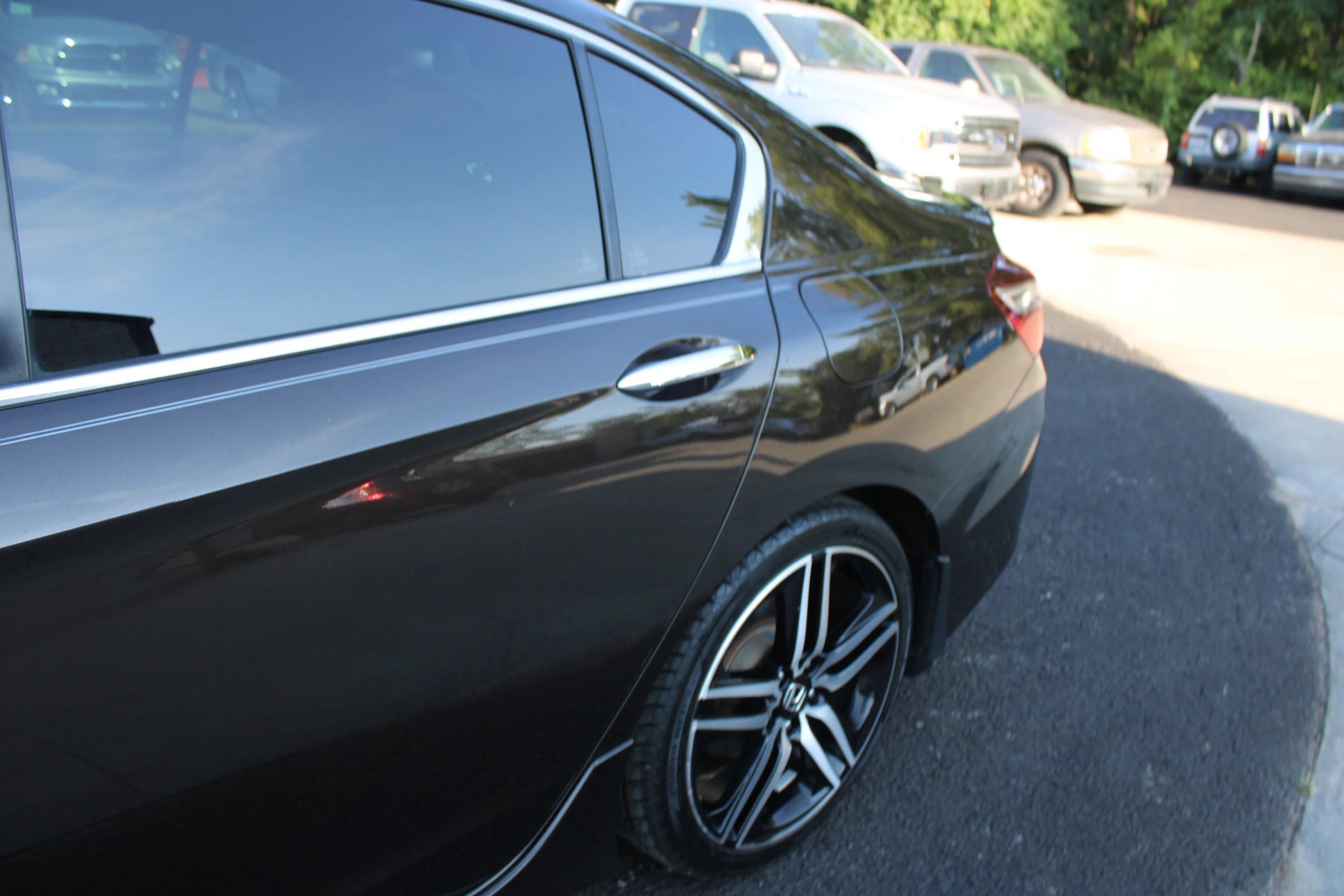 Used 2016 Honda Accord Sport image 4