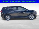 Used 2020 Chevrolet Equinox LT image 2