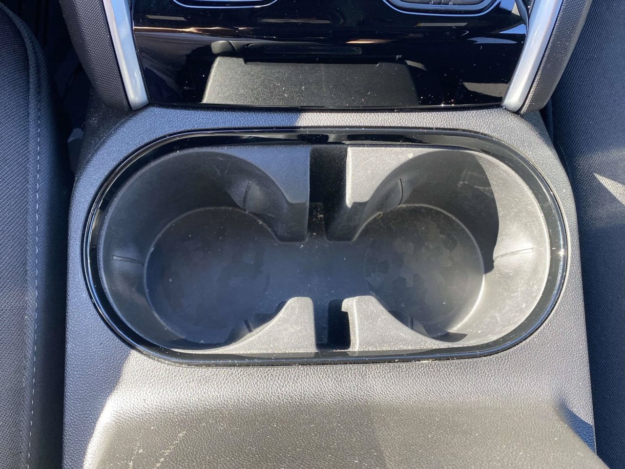 Used 2024 Chevrolet Colorado LT RWD image 40