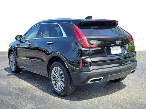 Certified 2025 Cadillac XT4 Premium Luxury FWD image 4