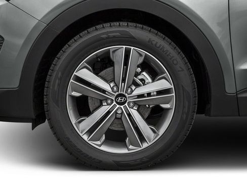 Used 2016 Hyundai Santa Fe Limited w/ Option Group 04 FWD image 13