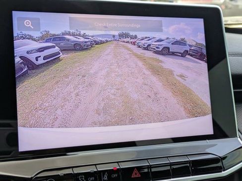 New 2026 Jeep Compass Latitude AWD/4WD image 18