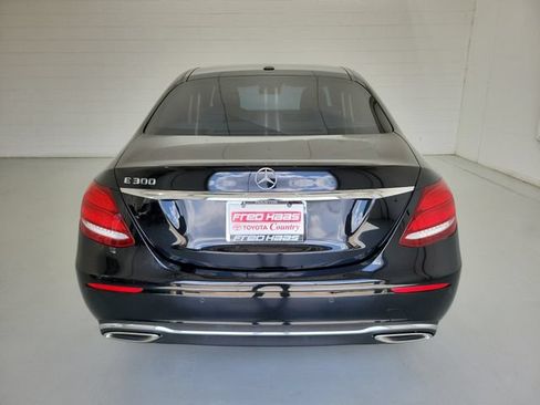 Used 2018 Mercedes-Benz E 300 image 6