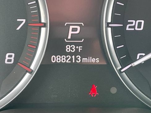 Used 2016 Acura MDX w/ Technology Package AWD/4WD image 11