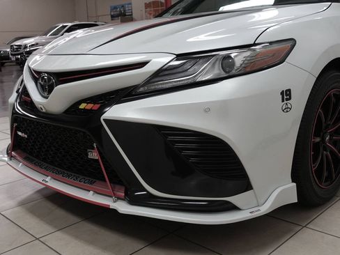 Used 2019 Toyota Camry XSE w/ Driver Assist Package FWD image 17
