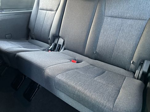 Certified 2024 Ford Expedition Max XLT image 15