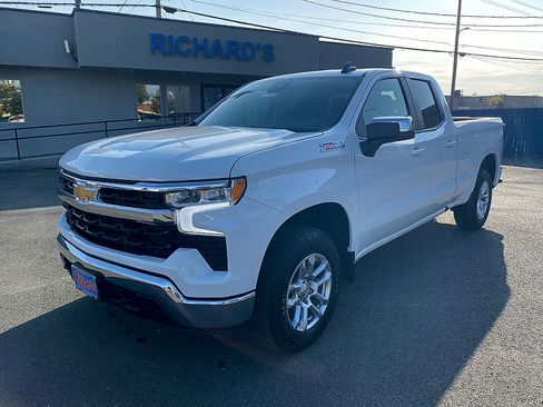 New 2025 Chevrolet Silverado 1500 LT AWD/4WD image 8