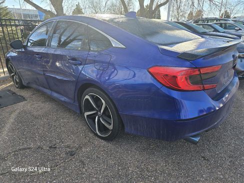 Used 2018 Honda Accord Sport image 5