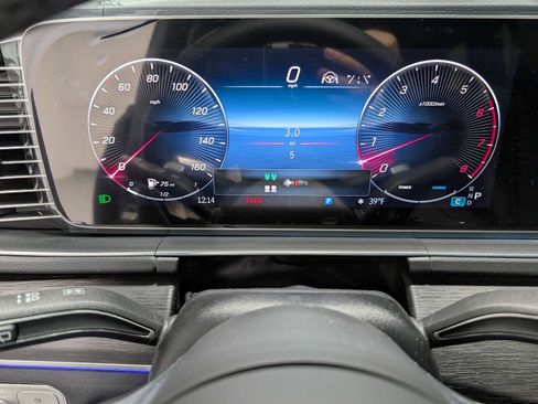 New 2026 Mercedes-Benz GLS 450 4MATIC image 25