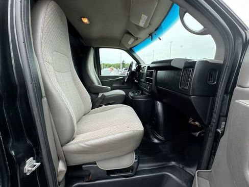 Used 2013 Chevrolet Express 2500 w/ Power Package RWD image 24