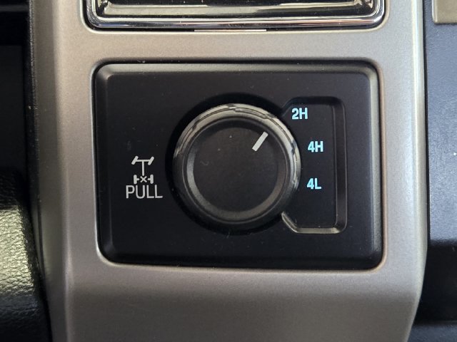 Used 2020 Ford F250 Lariat w/ Lariat Value Package AWD/4WD image 22