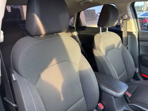 Used 2019 Kia Forte LXS image 19