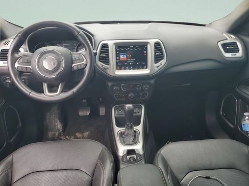 Used 2021 Jeep Compass Latitude w/ Sun and Sound Group FWD image 11