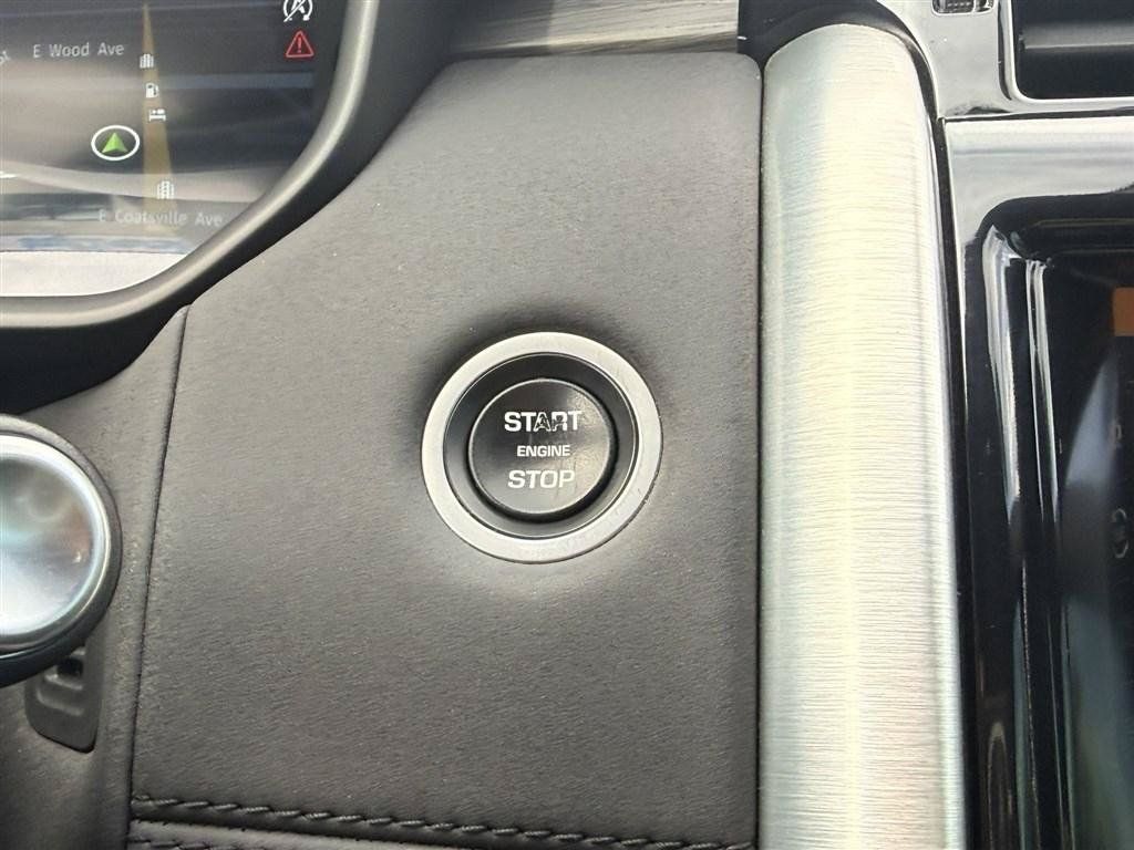 Used 2018 Land Rover Discovery HSE AWD/4WD image 42