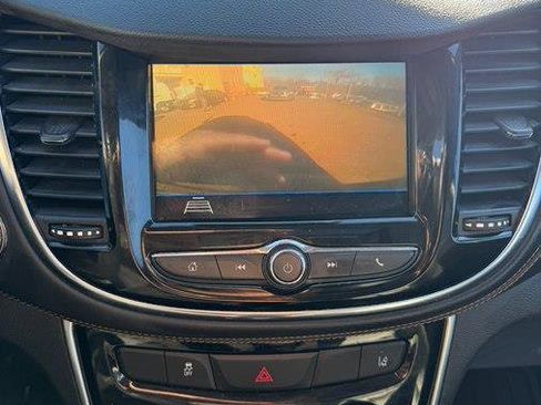 Used 2018 Chevrolet Trax Premier image 23
