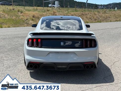 Used 2017 Ford Mustang Shelby GT350 RWD image 4