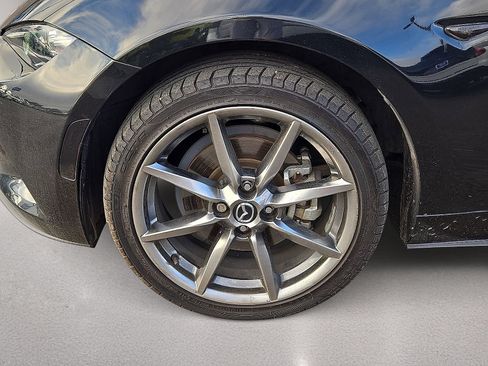 Used 2023 MAZDA MX-5 Miata Grand Touring RWD image 12