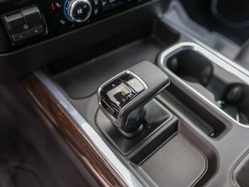 Used 2022 GMC Sierra 1500 Elevation w/ Elevation Premium Package image 23