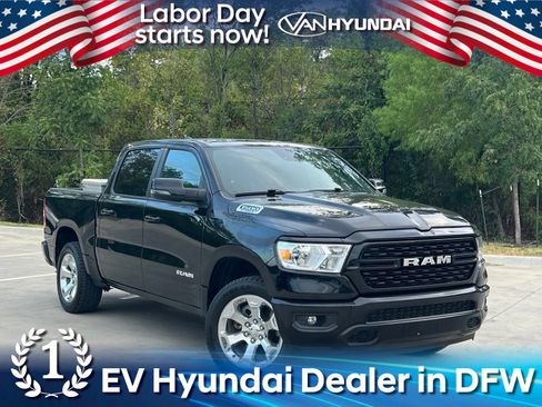 Used 2024 RAM 1500 Big Horn AWD/4WD image 1