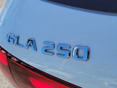 Certified 2025 Mercedes-Benz GLA 250 image 8