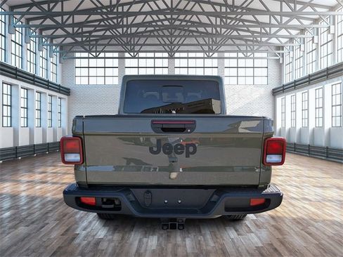 New 2025 Jeep Gladiator Sport image 5