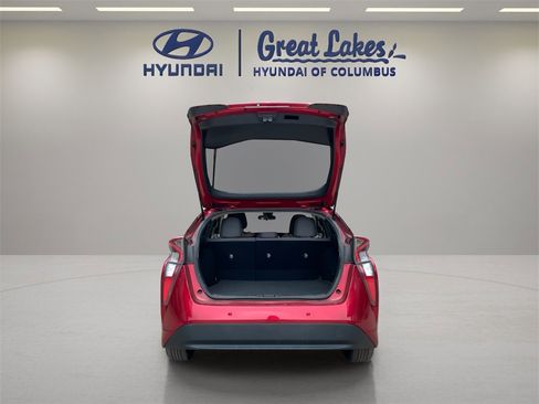 Used 2017 Toyota Prius Two w/ Prius Two Safety Plus Package image 11