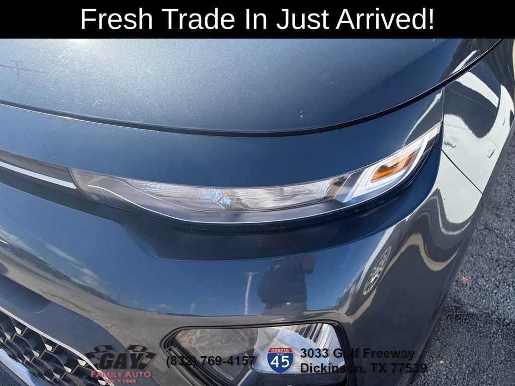 Used 2022 Kia Soul EX FWD image 4