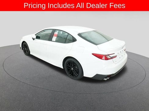 New 2026 Toyota Camry SE FWD image 5