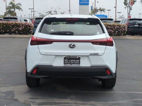New 2026 Lexus UX 300h FWD image 6